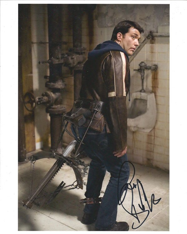 Craig Bierko Autographed 8X10 photo