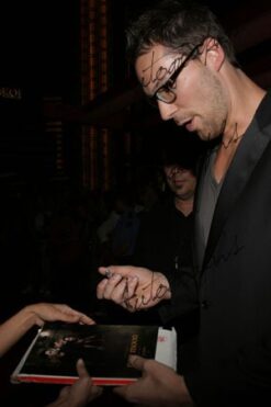 Daniel Cudmore Autographed 8x10 photo - Image 3