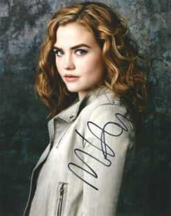 Maddie Hasson Autographed 8×10 photo