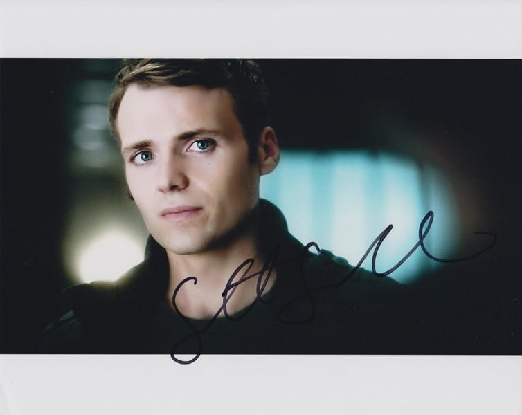 Seth Gabel Autographed 8×10 photo