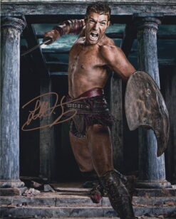 Liam McIntyre Autographed 8×10 photo