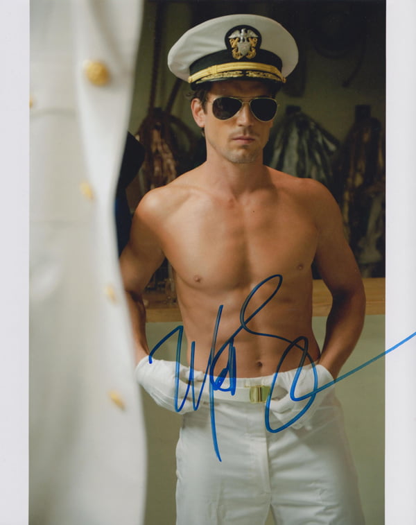 Matthew Bomer Autographed 8×10 photo