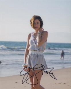 Jessica Stroup Autographed 8x10 photo