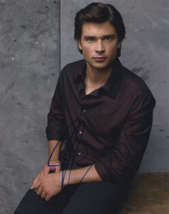 Tom Welling Autographed 8×10 photo