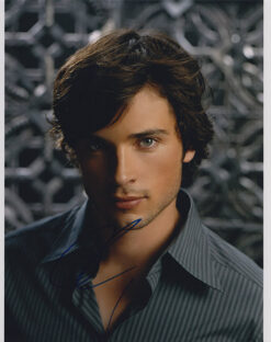 Tom Welling Autographed 8×10 photo