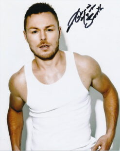Andrew Hayden-Smith Autographed 8×10 photo