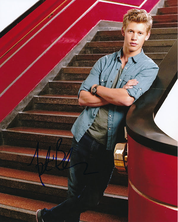 Austin Butler Autographed 8×10 photo