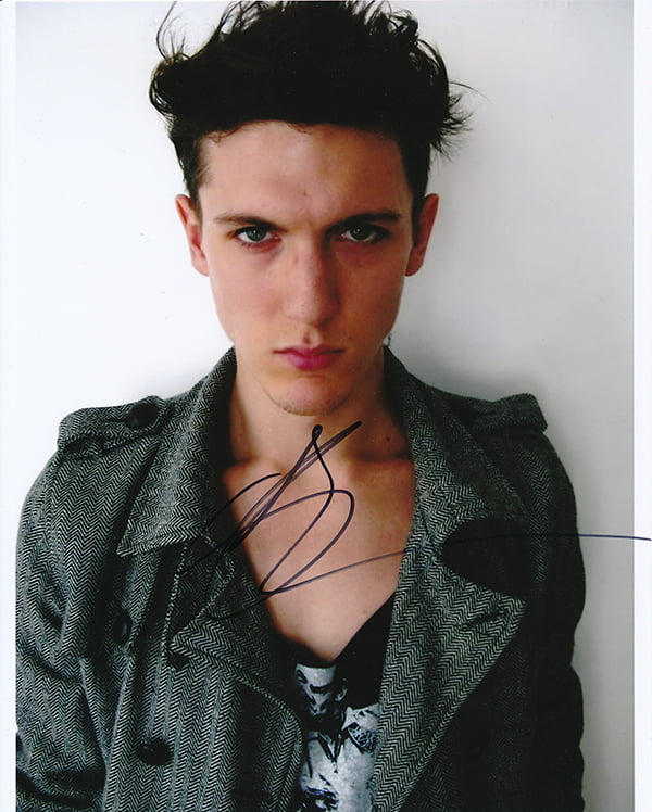 Tyler Riggs Autographed 8×10 photo