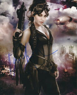 Vanessa Hudgens Autographed 8X10 photo