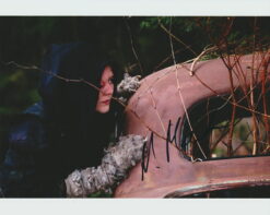 Madeleine Martin Autographed 8×10 photo