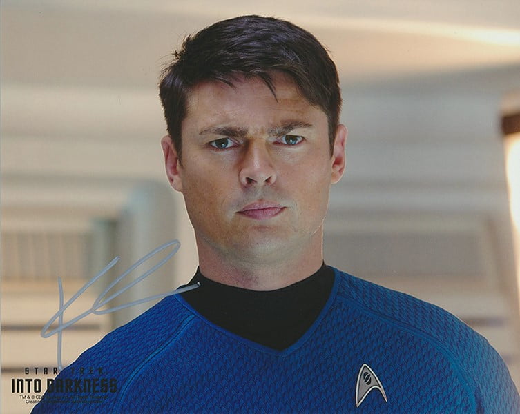 Karl Urban Autographed 8×10 photo