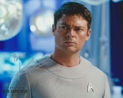 Karl Urban Autographed 8×10 photo
