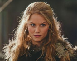 Ellen Hollman Autographed 8×10 photo