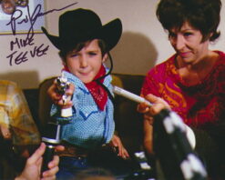Paris Themmen Autographed 8×10 photo