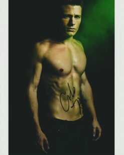 Colton Haynes Autographed 8×10 photo